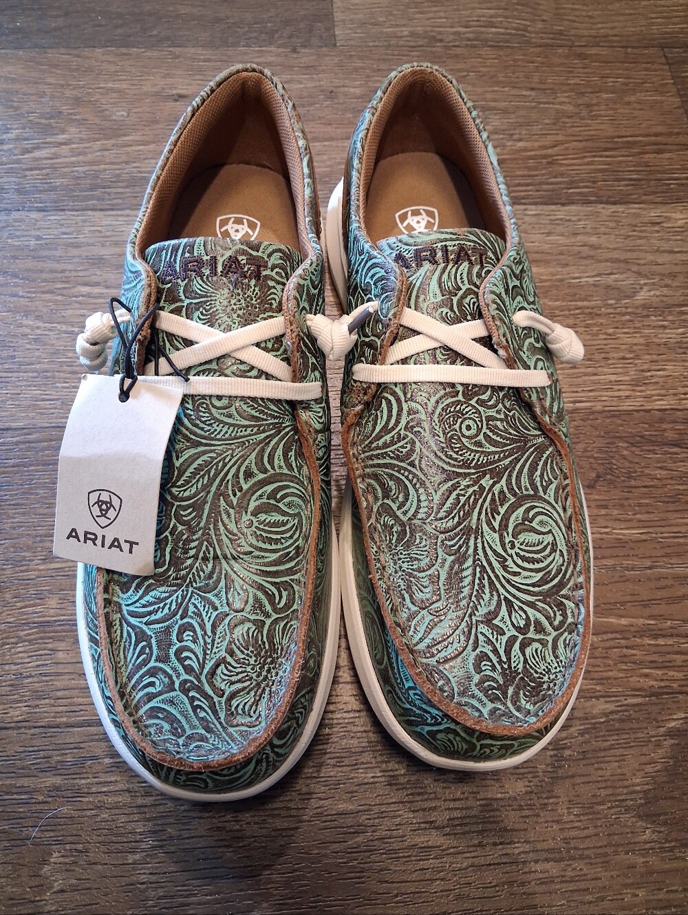 Ariat Hilo Vintage Turquoise Floral Women Sz 10